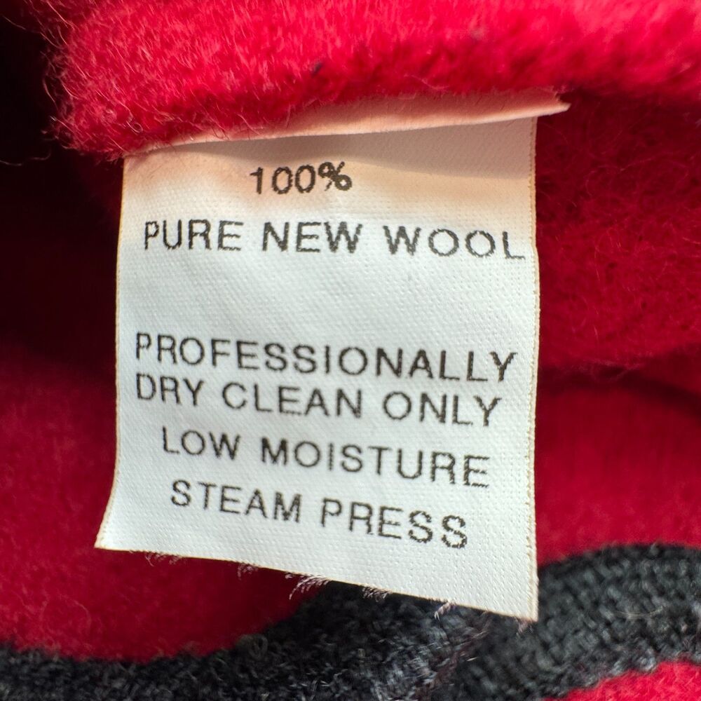 Vintage L.L. Bean Women’s M Red Boiled Wool Jacket Austria Silver Buttons Trim - Picture 11 of 11